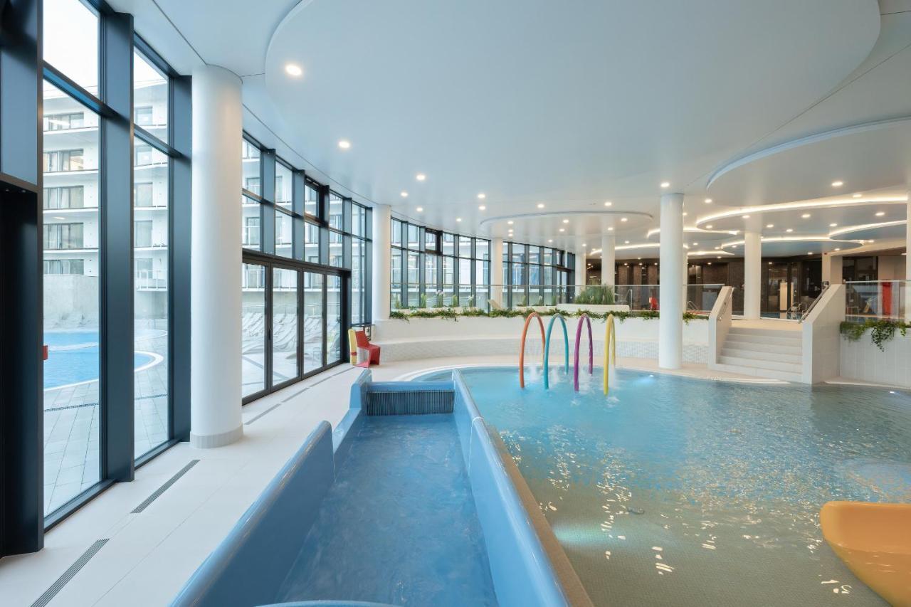 Polanki Aqua Apartment With Parking By Renters Prestige كولوبرزيغ المظهر الخارجي الصورة