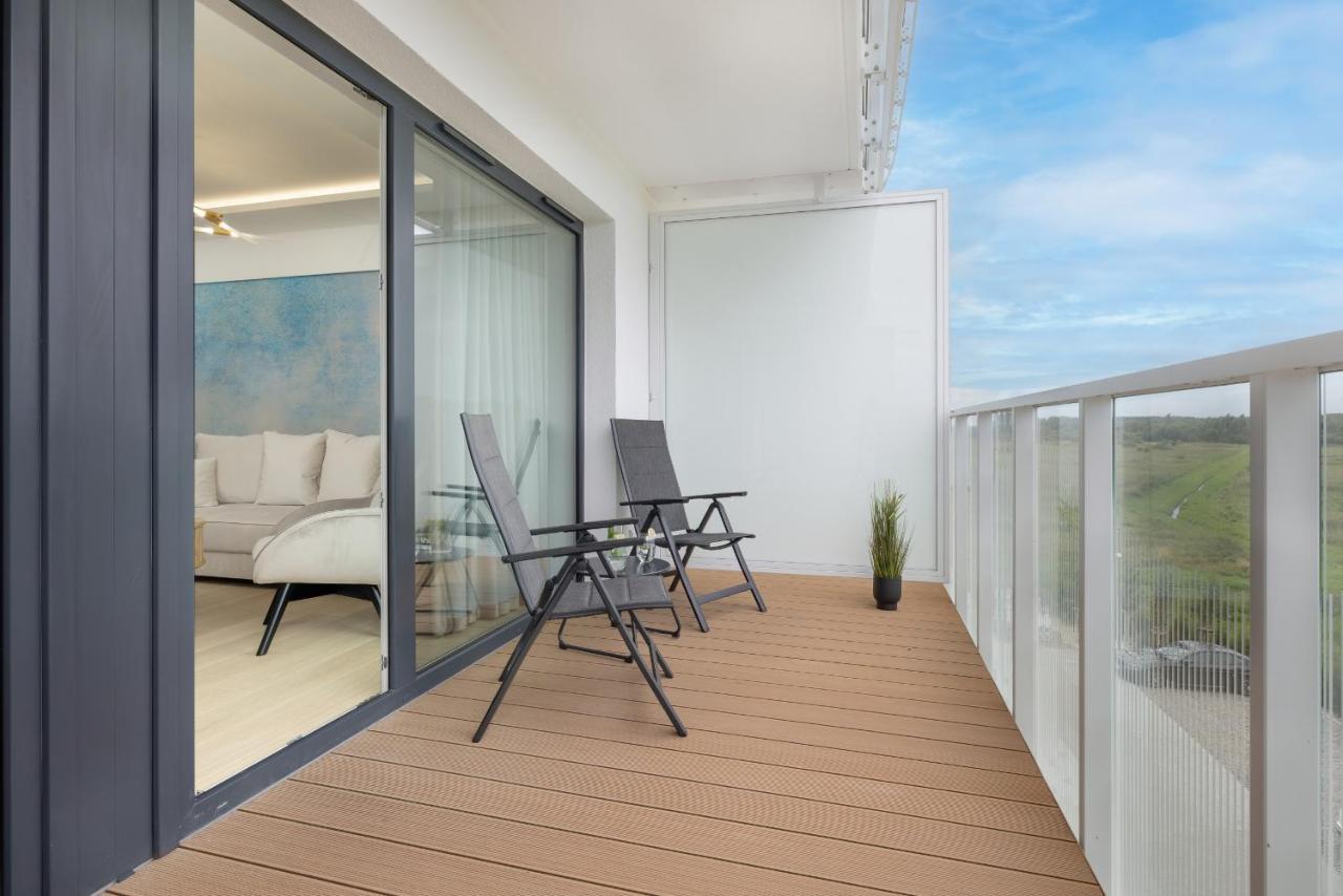 Polanki Aqua Apartment With Parking By Renters Prestige كولوبرزيغ المظهر الخارجي الصورة