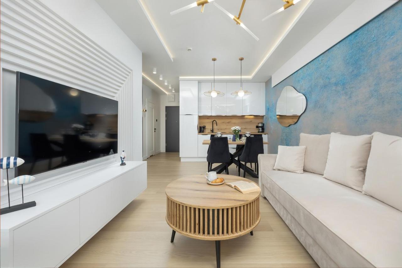 Polanki Aqua Apartment With Parking By Renters Prestige كولوبرزيغ المظهر الخارجي الصورة