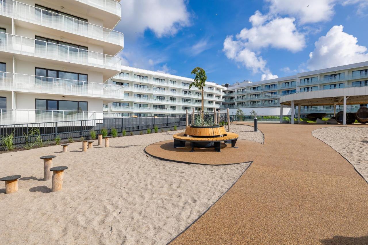 Polanki Aqua Apartment With Parking By Renters Prestige كولوبرزيغ المظهر الخارجي الصورة